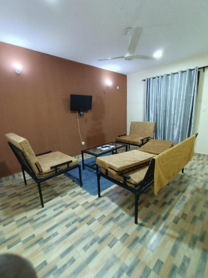 1 Bedroom Fully Furnished Luxurious Apartment Voi Town ภายนอก รูปภาพ