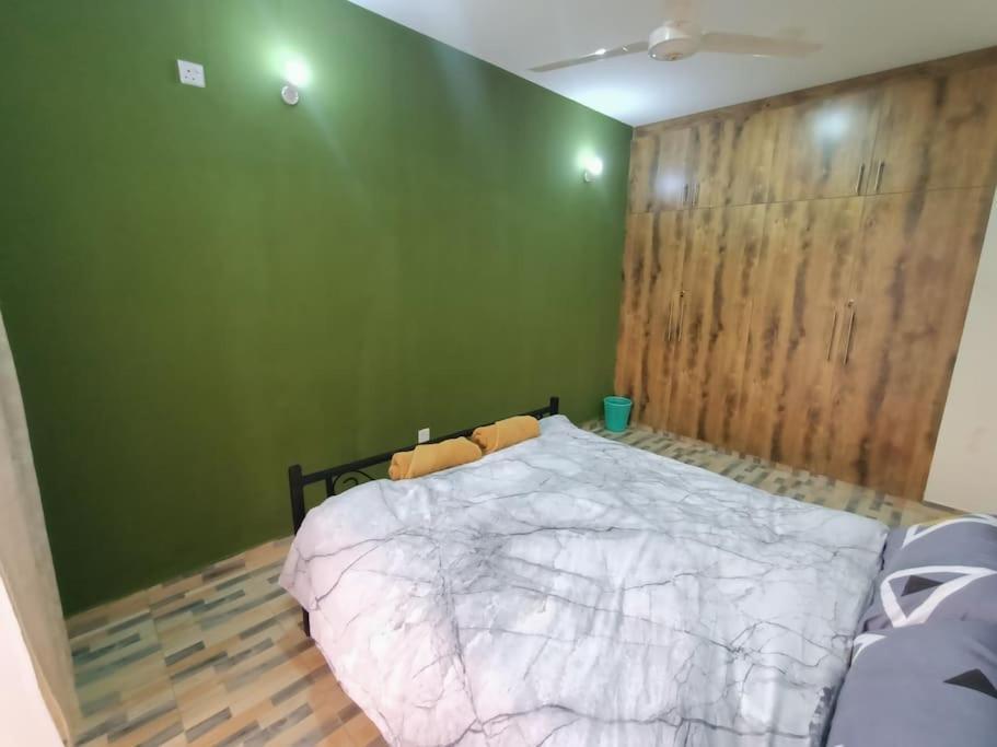 1 Bedroom Fully Furnished Luxurious Apartment Voi Town ภายนอก รูปภาพ