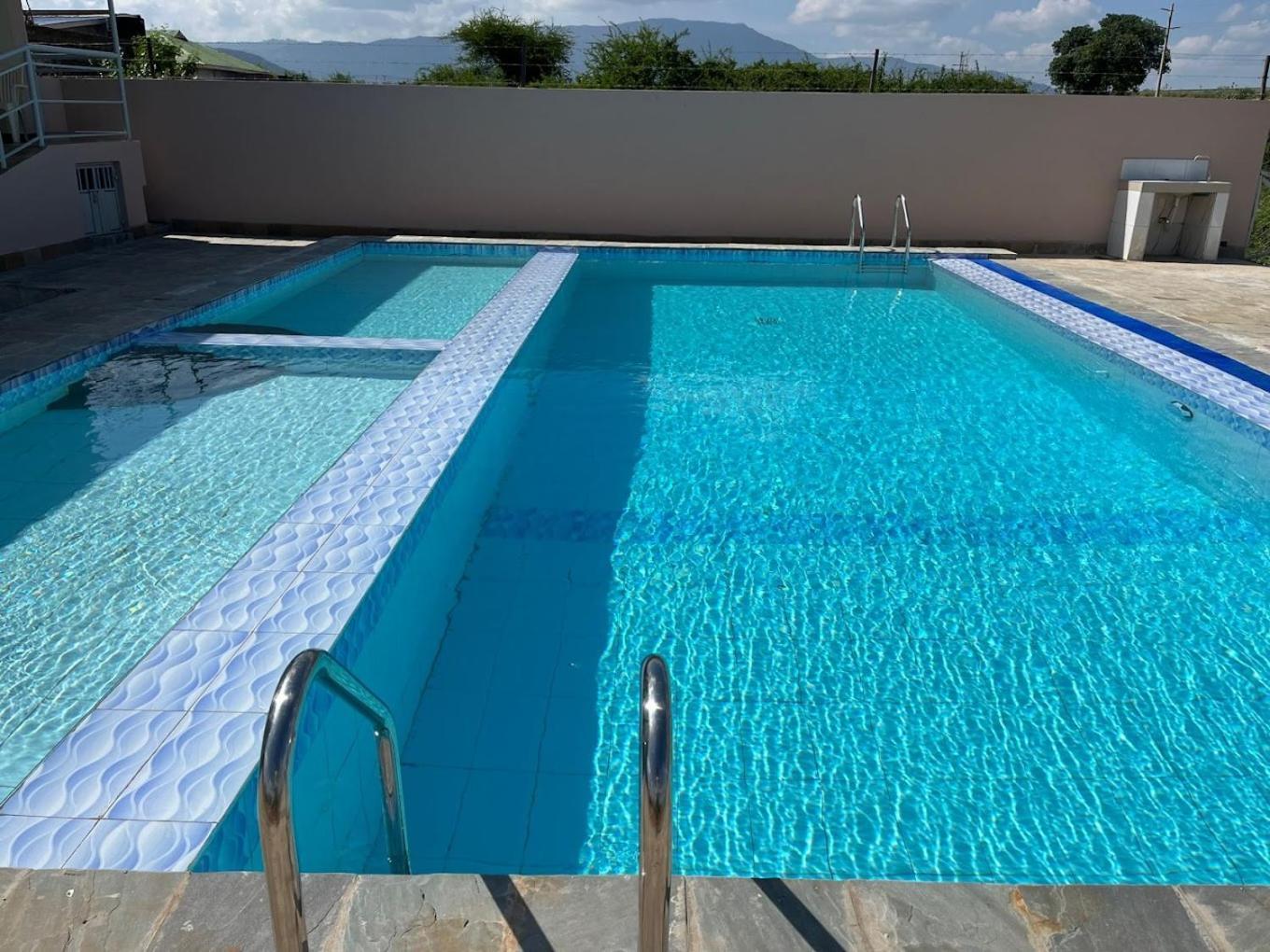 1 Bedroom Fully Furnished Luxurious Apartment Voi Town ภายนอก รูปภาพ
